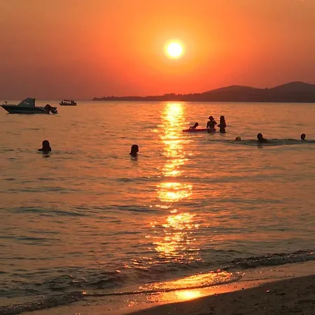 Nikiti, Four Seasons House Case de vacanță Nikiti (Sithonia)