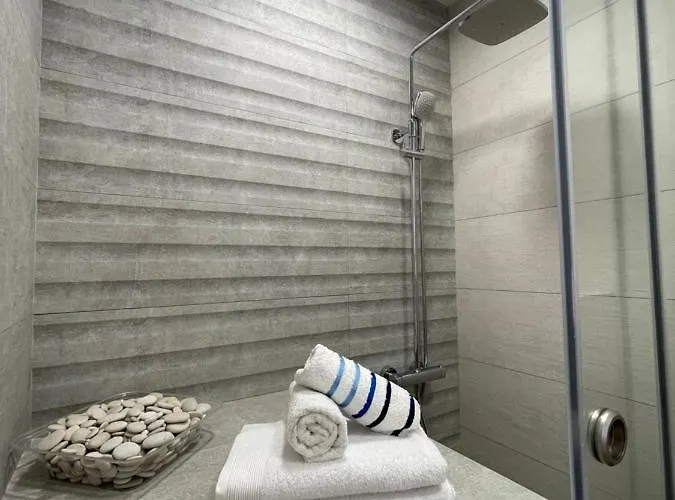 Nikiti, Four Seasons House Case de vacanță Nikiti (Sithonia)