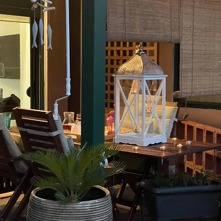 Дом отдыха Nikiti, Four Seasons House Никити