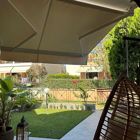 Дом отдыха Nikiti, Four Seasons House Никити